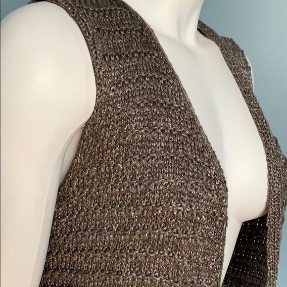 Chico’s Metallic Open Cardigan Sweater Vest size 1 - Picture 2 of 5